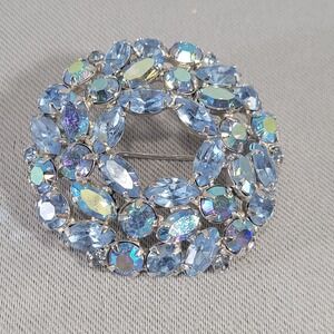 Vintage Weiss Brooch Blue Aurora Borealis Rhinestone AB Wreath Silver Tone